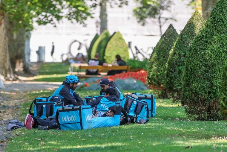 Neki rade, drugi odmaraju, ali svi gore na suncu: Pogledajte kako se Hrvatska topi na početku ljeta
