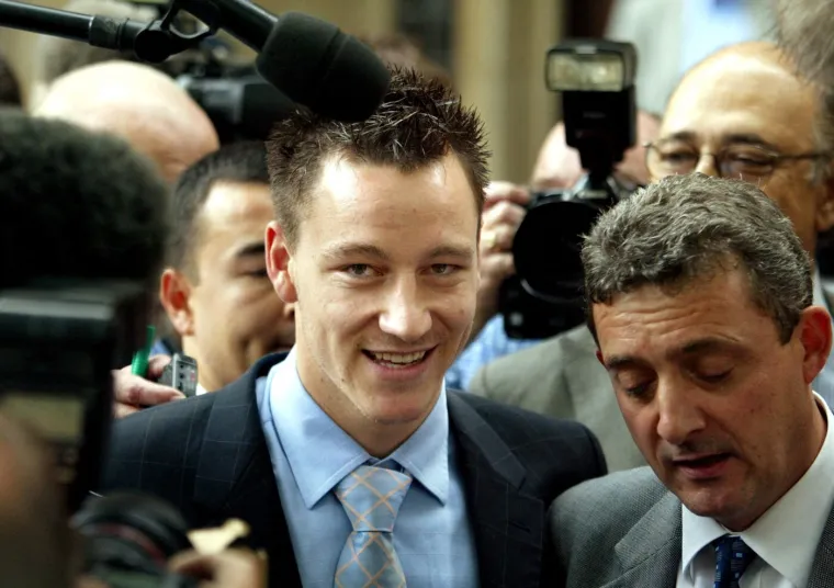 Skandal: Heroj nacije varao suprugu sa ženom svog suigrača! Sve mu je oprostila