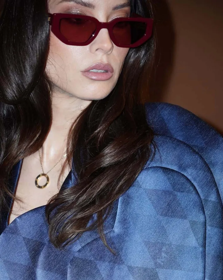 Bila je djevojčica kad je stekla slavu na cijelom Balkanu pa izrasla u svjetsku ljepoticu