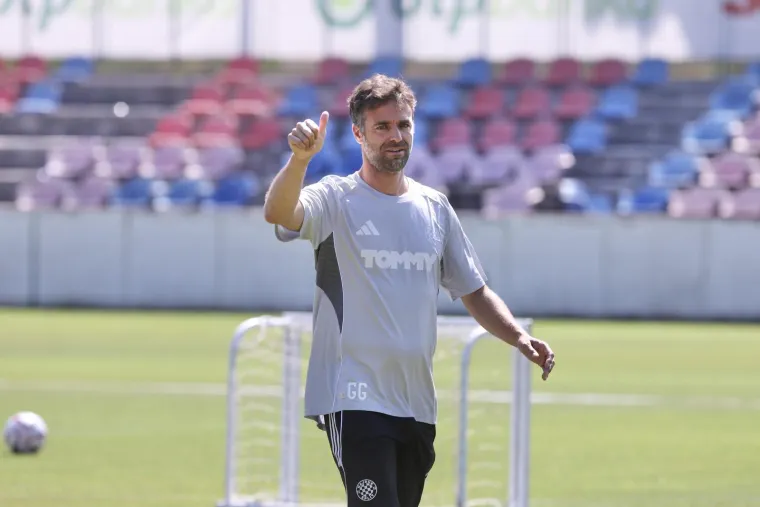 Hajduk počeo s pripremama pod vodstvom Garcije: Jedan igrač &scaron;okirao sve na 30+ stupnjeva