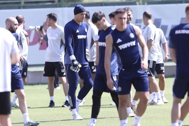 Hajduk počeo s pripremama pod vodstvom Garcije: Jedan igrač &scaron;okirao sve na 30+ stupnjeva