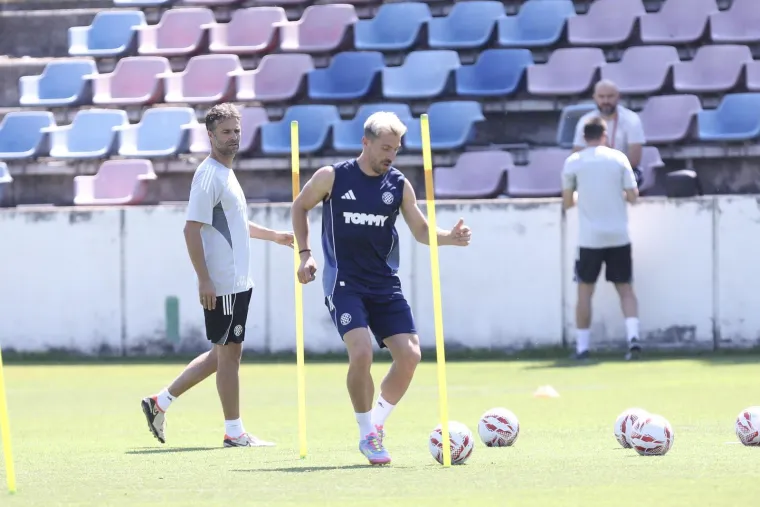 Hajduk počeo s pripremama pod vodstvom Garcije: Jedan igrač &scaron;okirao sve na 30+ stupnjeva