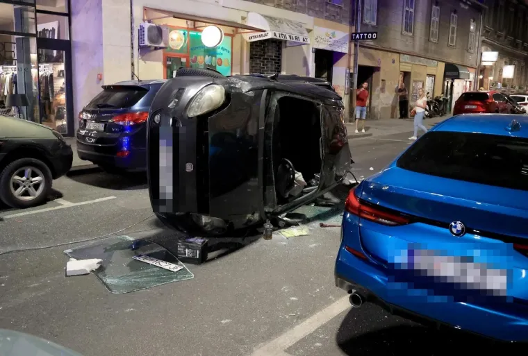 Strava u centru Zagreba: Zabio se u pet vozila, iz automobila mu ispala boca alkohola?