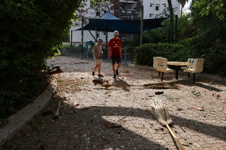 Pogledajte posljedice raketnih udara na Izrael: Evakuacija Hrvata u punom jeku