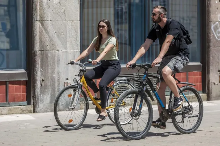 Slavonke zaraznim osmijesima zapele oku kamere