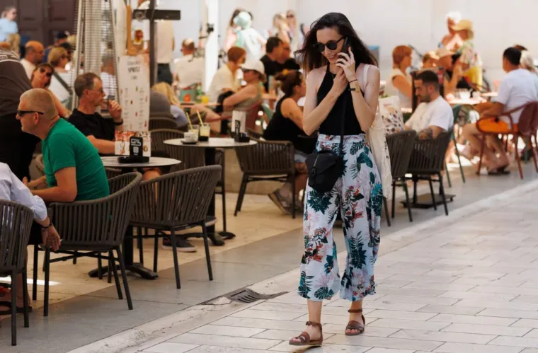 Dame zapalile špicu u Zadru: Kratka odjeća i savršene linije