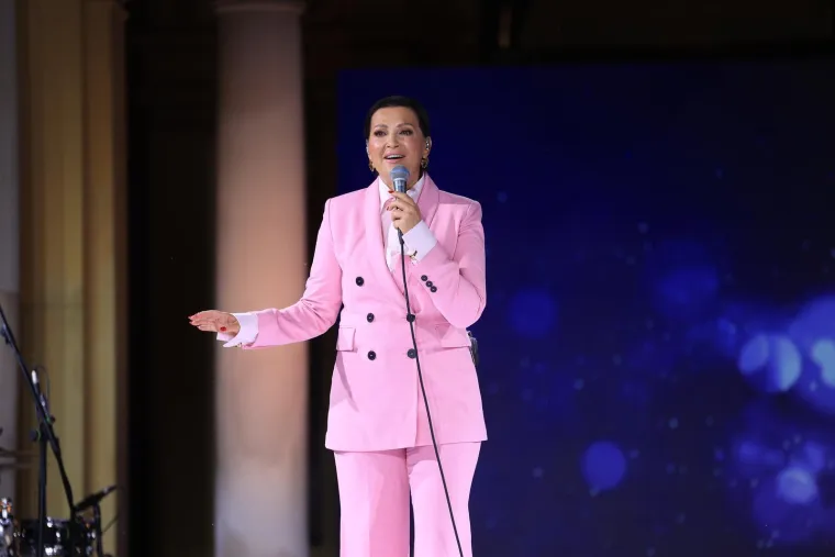 Mala crna haljina bila je dovoljna da Blanka Mate&scaron;a ukrade svu pažnju na 90. Zlatnoj igli