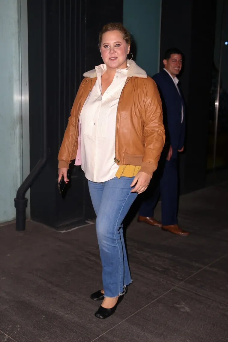 Skinula preko 30 kilograma pa se rije&scaron;ila muža? Amy Schumer ne liči na sebe s početka karijere