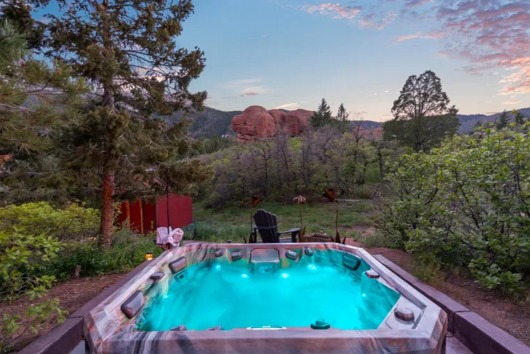 Prodaje se vila 'Kuća obitelji Kremenko': Napravljena je uz stijenu staru 200 milijuna godina