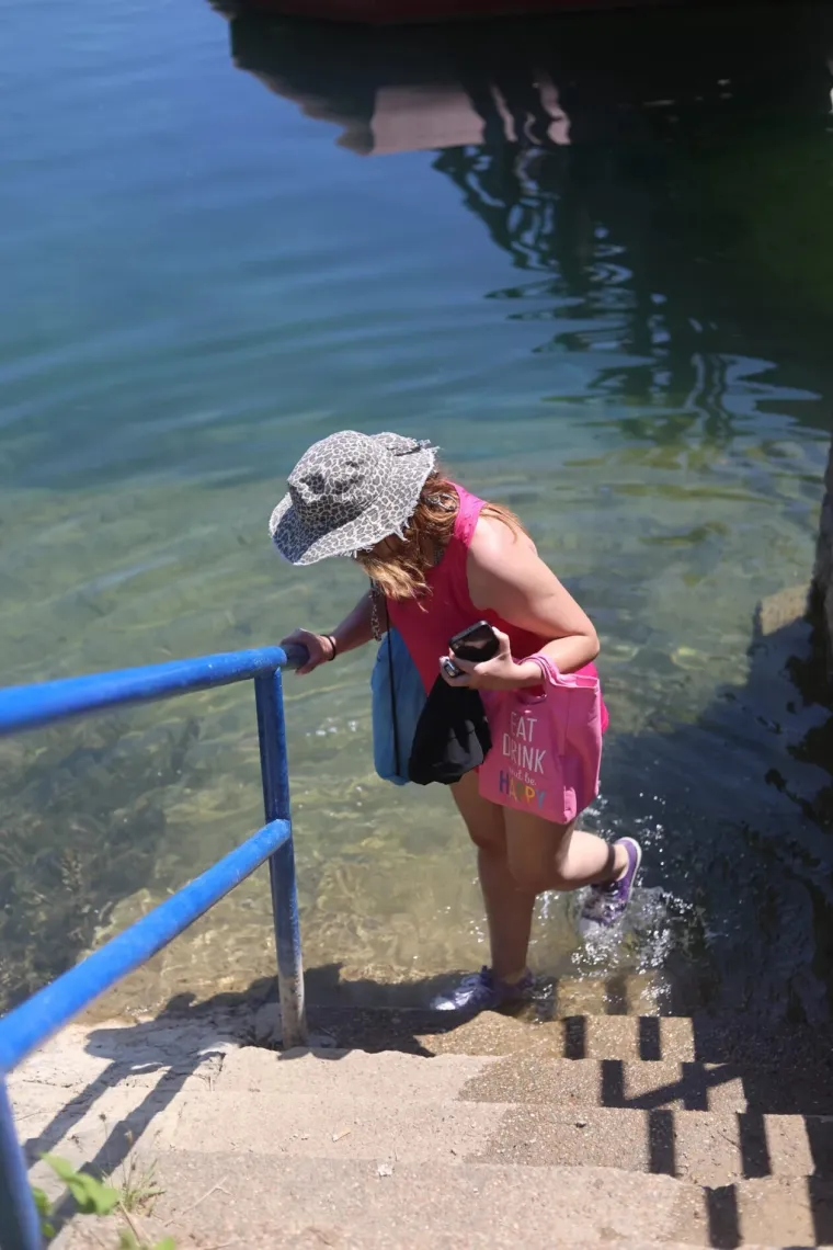 Četiri dame uživale u ljetnim radostima: Dobrim raspoloženjem osvojile sve poglede prisutnih