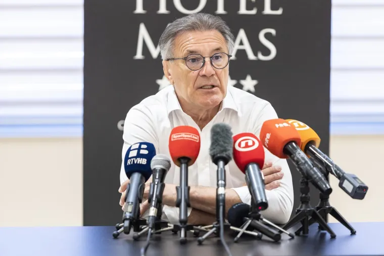 Mamić molio Milanovića za oprost, a pažnju ukrao skupocjeni detalj na njegovoj ruci