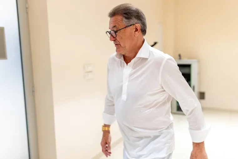 Mamić molio Milanovića za oprost, a pažnju ukrao skupocjeni detalj na njegovoj ruci