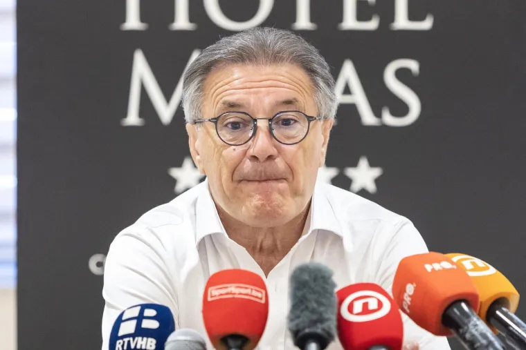 Mamić molio Milanovića za oprost, a pažnju ukrao skupocjeni detalj na njegovoj ruci