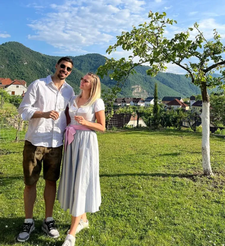 Tko je zgodna supruga Ivana Martinovića? Njihova ljubav traje godinama, a evo što je trenirala