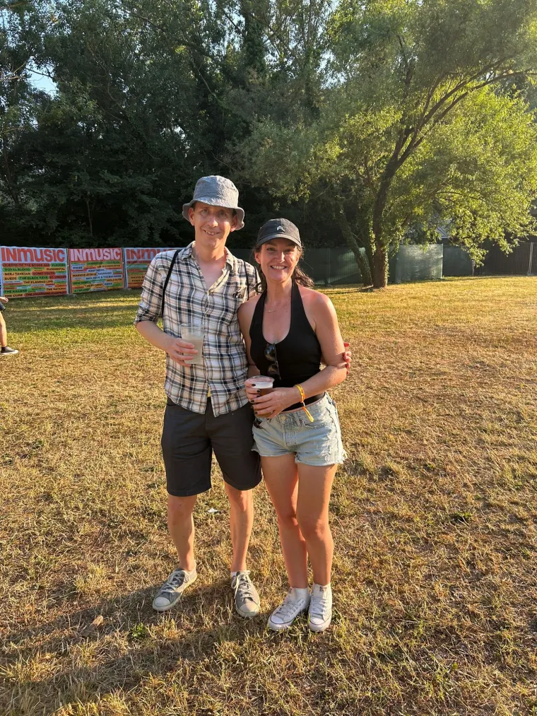 Pravo ludilo na INmusic festivalu! Od otkačenih frizura do šarenih outfita, pogledajte atmosferu