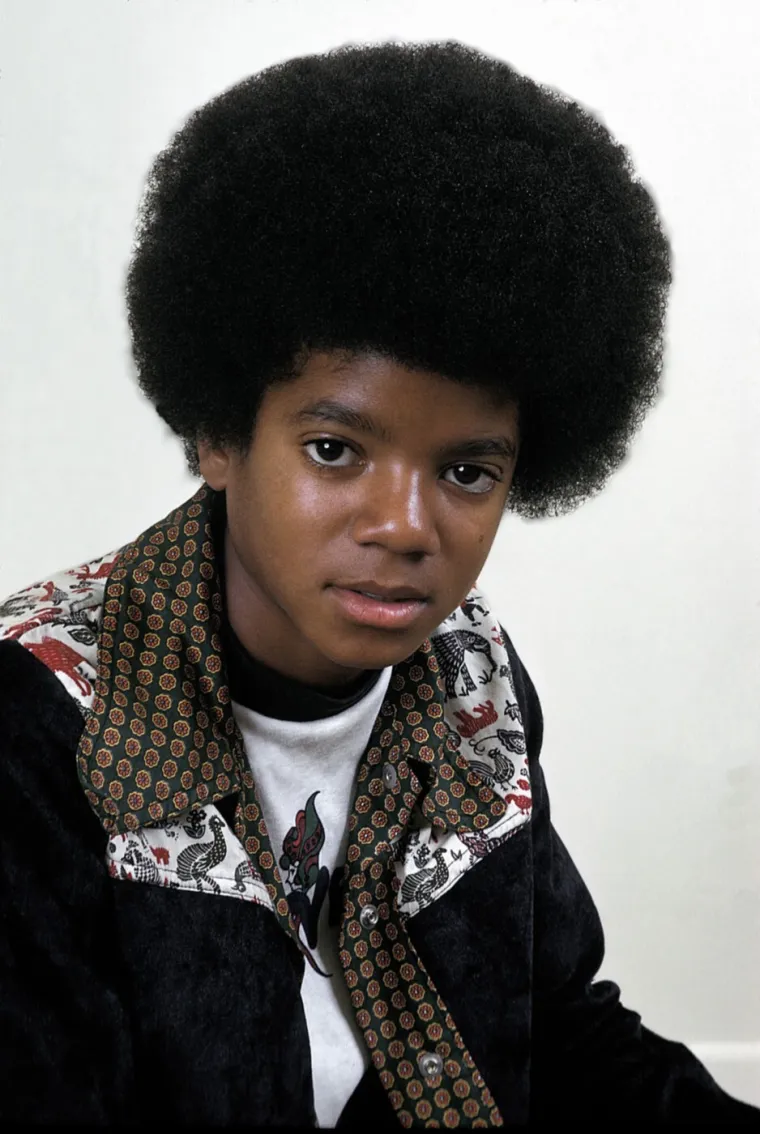 Od zlostavljanog djeteta do kralja popa! Znate li kako je Michael Jackson izgledao prije operacija?