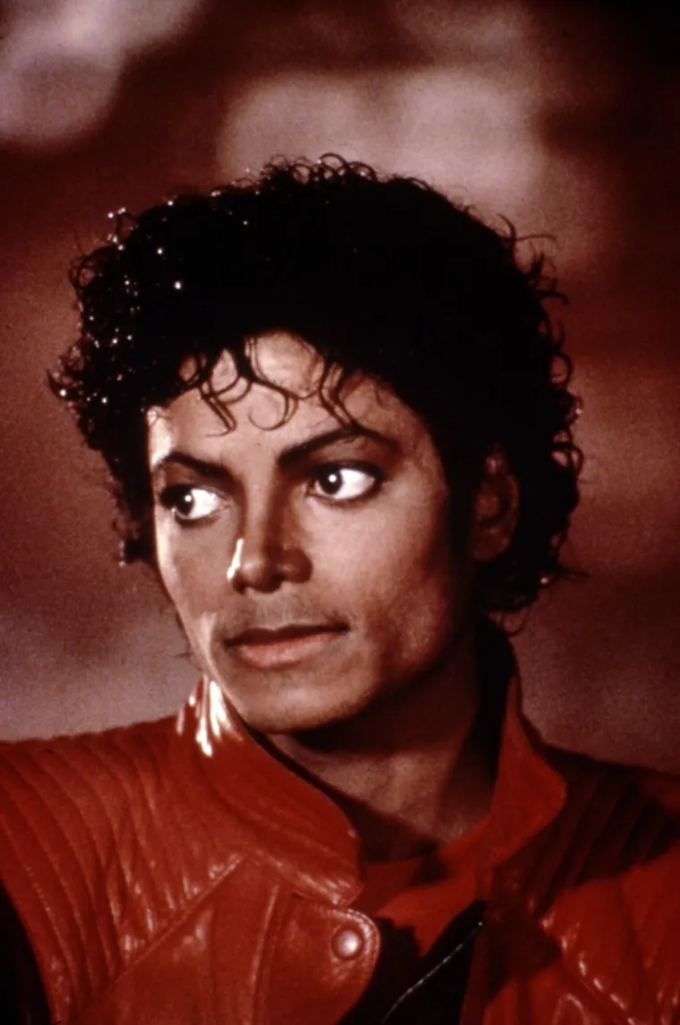 Od zlostavljanog djeteta do kralja popa! Znate li kako je Michael Jackson izgledao prije operacija?