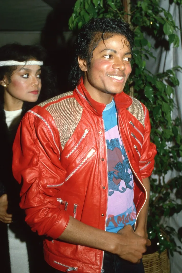 Od zlostavljanog djeteta do kralja popa! Znate li kako je Michael Jackson izgledao prije operacija?