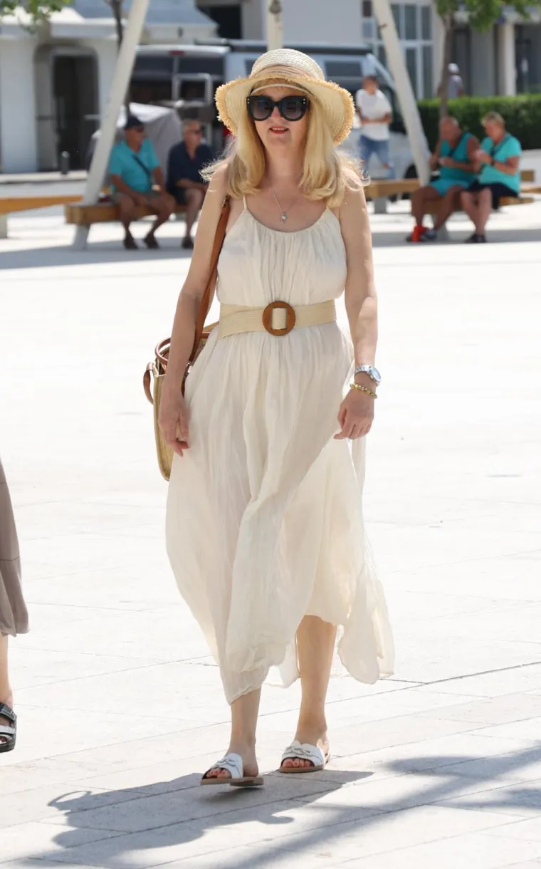 U &Scaron;ibeniku je ba&scaron; vruće: Dame se skrile iza sunčanih naočala, ali nisu pro&scaron;le nezamijećeno