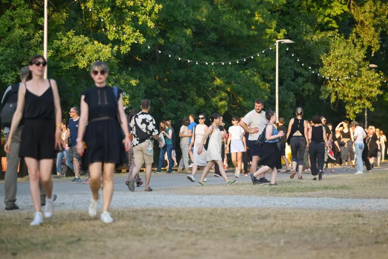 Odlična atmosfera na drugom danu INmusic festivala: Pogledajte kako je publika uživala u spektaklu