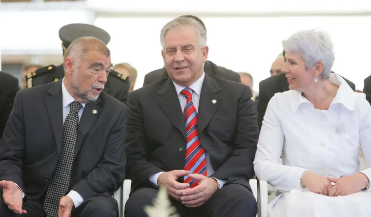 Nekad je dana&scaron;nji dan bio praznik, slavilo se i mimohodima na Trgu: Prisjetite se ceremonija iz Sanaderove ere