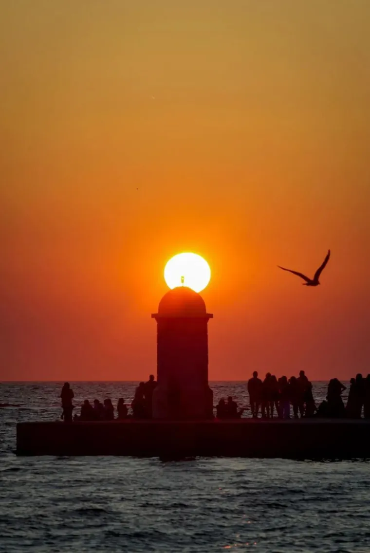 Zgodna brineta nosila je ono &scaron;to je 2024. bio hit, a sve zbog Baby Lasagne