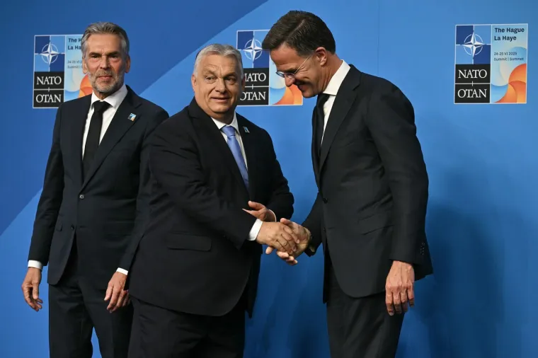 Pogledajte s kojom dvojicom je Milanović pozirao na NATO samitu: 'Nisam dobro, vučem koronu'