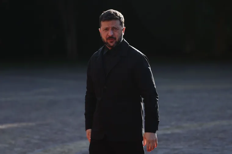 Pogledajte s kojom dvojicom je Milanović pozirao na NATO samitu: 'Nisam dobro, vučem koronu'