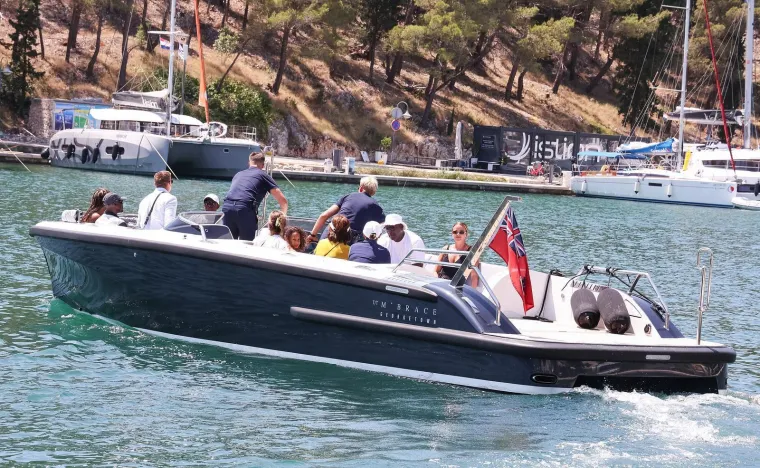 Jordan opet u Hrvatskoj: Evo gdje je uhvaćen i &scaron;to je legenda radila sa lijepom suprugom