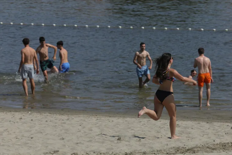 Pogledajte temperature koje su bile već u 8 sati, jedan grad posebno je gorio