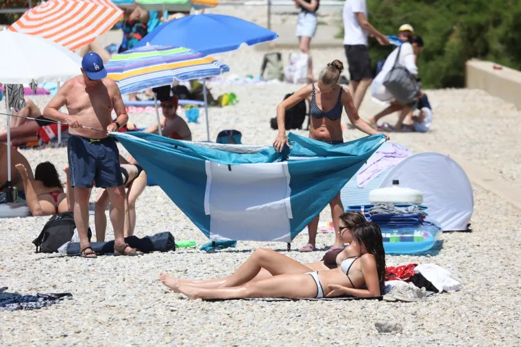 Pogledajte temperature koje su bile već u 8 sati, jedan grad posebno je gorio