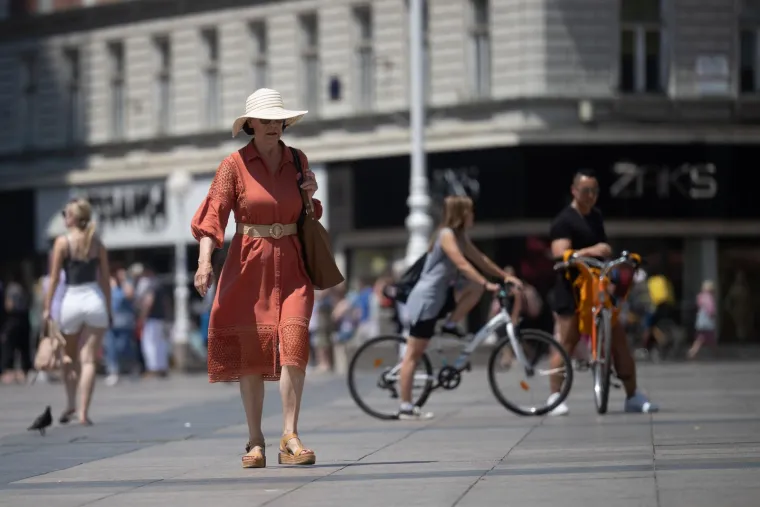 Pogledajte temperature koje su bile već u 8 sati, jedan grad posebno je gorio