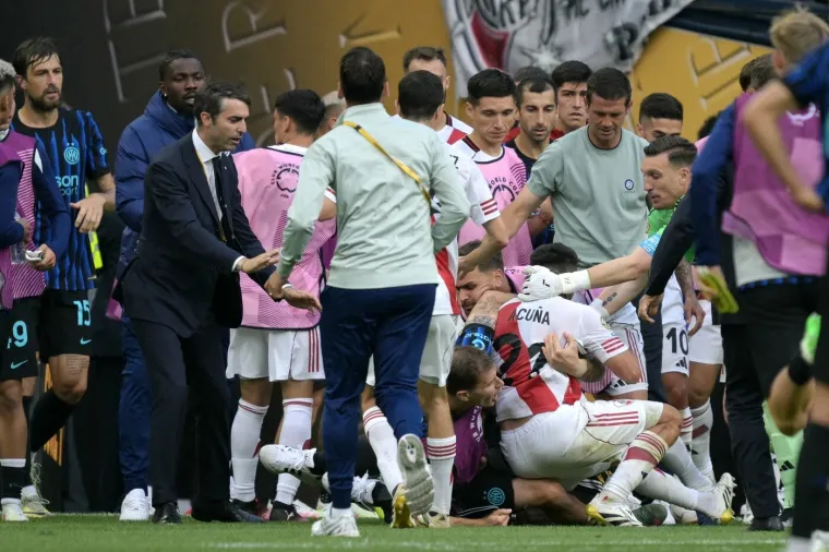 Sučić kakvog nismo vidjeli, ovako je slavio! Utakmica završila scenama koje nitko nije očekivao...