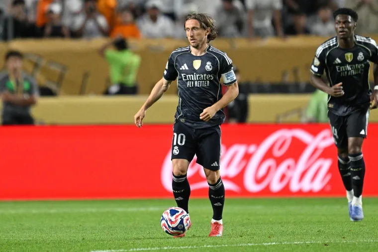 Fotografija koja je obi&scaron;la planet! Pogledajte &scaron;to je Modrić napravio, ovo sve govori