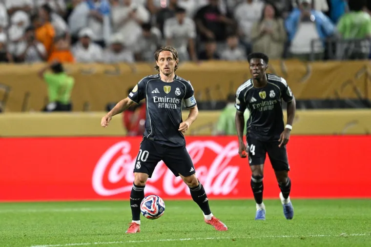 Fotografija koja je obi&scaron;la planet! Pogledajte &scaron;to je Modrić napravio, ovo sve govori