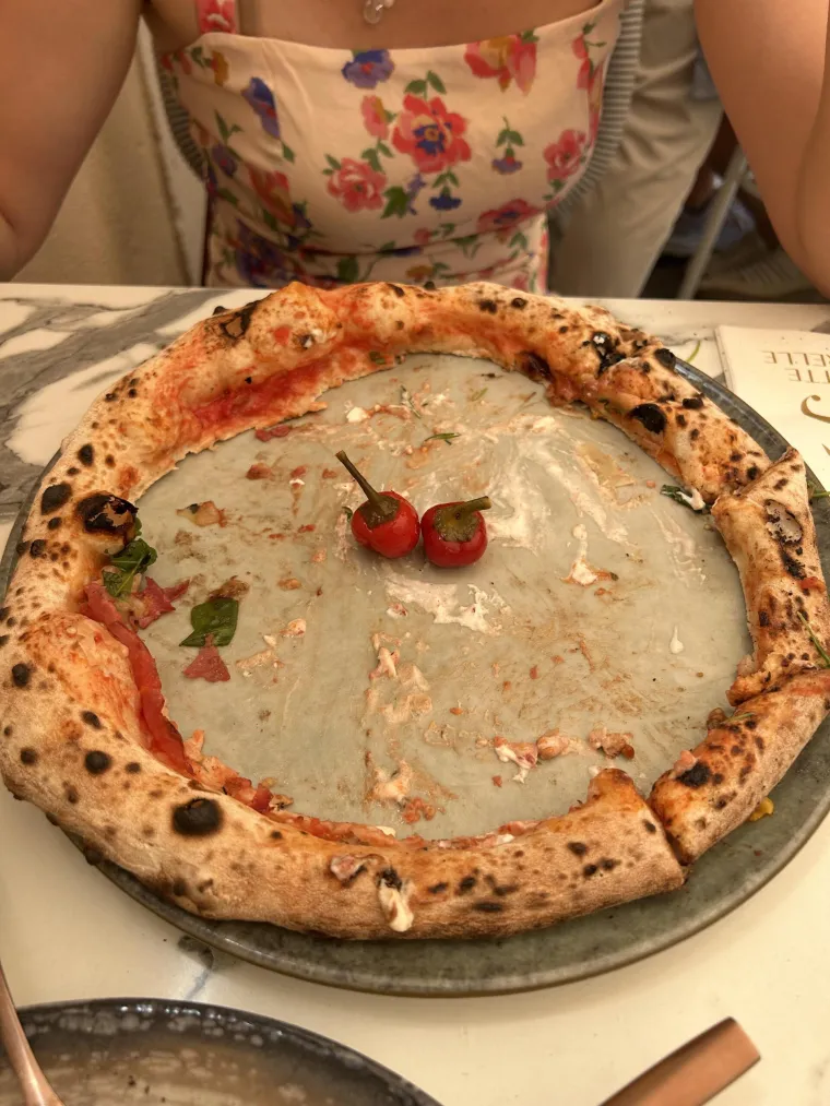 Ovo su najgori zločini nad pizzama zabilježeni kamerom! Časni sude, na tebe je red da izrekneš kazne