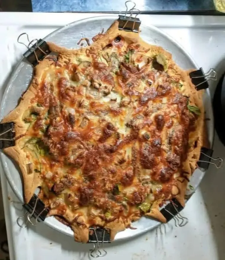 Ovo su najgori zločini nad pizzama zabilježeni kamerom! Časni sude, na tebe je red da izrekneš kazne