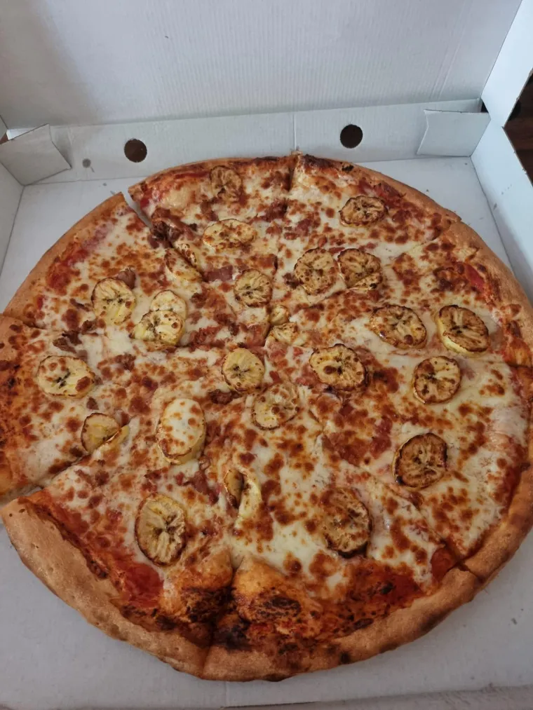 Ovo su najgori zločini nad pizzama zabilježeni kamerom! Časni sude, na tebe je red da izrekneš kazne