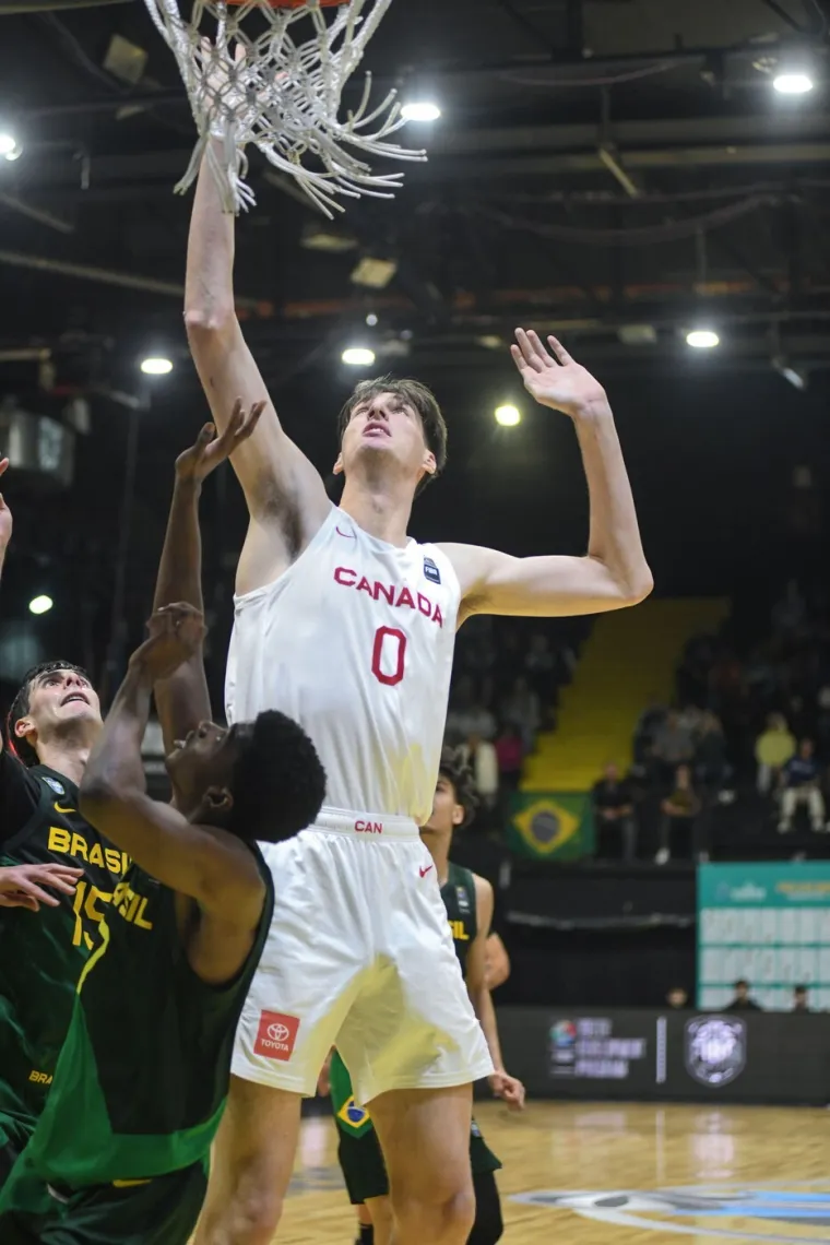 U vrtiću imao 157, a sad 236 cm: Nosi tenisice 57.5 i zaljubio se u &Scaron;ibenik: 'Unesem 6000 kalorija dnevno'