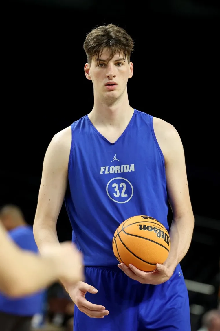 U vrtiću imao 157, a sad 236 cm: Nosi tenisice 57.5 i zaljubio se u &Scaron;ibenik: 'Unesem 6000 kalorija dnevno'