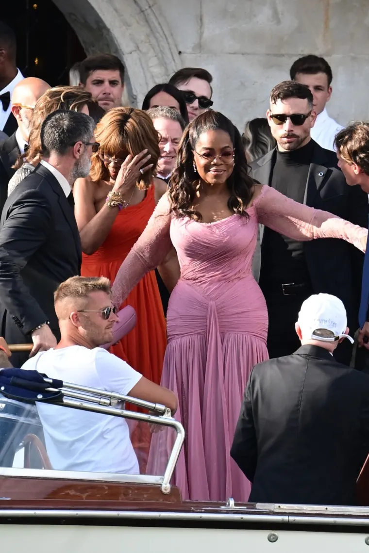 Brutalni dekoltei, brutalni milijuni, Oprah i Bill Gates na vjenčanju Jeffa Bezosa i Lauren Sánchez