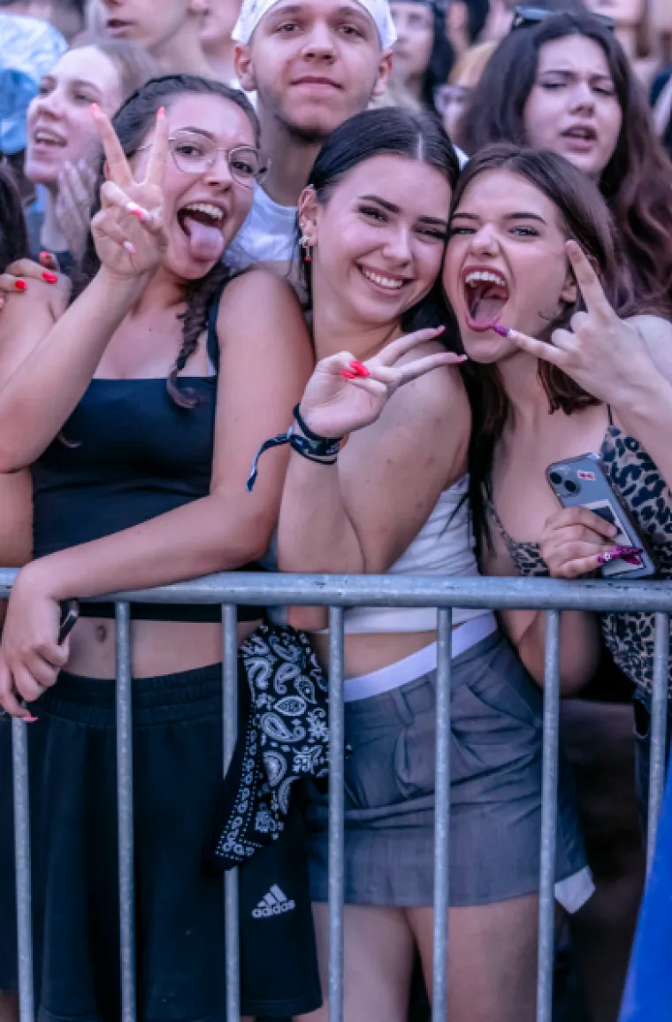 Osijek započeo Drito u svom stilu: Prva večer festivala bila je ludilo, donosimo djelić atmosfere