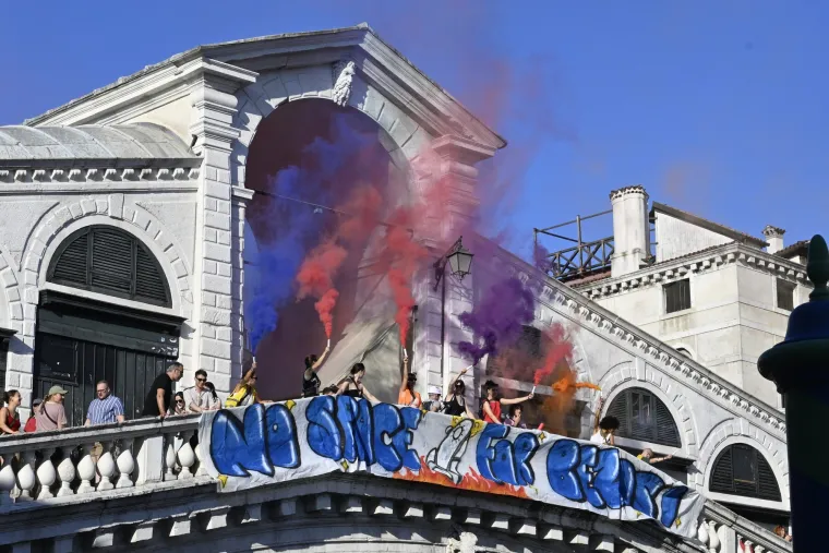 Venecija i dalje vrije zbog Bezosa, bijes izbacuju zbog jedne stvari: 'Poljupci da, ovo ne!'