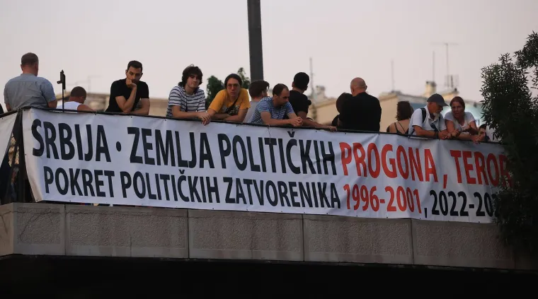 Blokade, uhićenja, kaos i krvave ulice: Ovo su zastrašujući prizori s prosvjeda