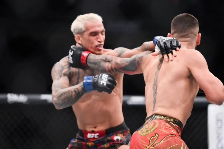 Zvijezda UFC-a brutalno nokautirala suparnika, a svi su primijetili detalj na njemu: 'On je Sotona'