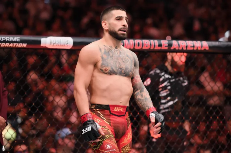 Zvijezda UFC-a brutalno nokautirala suparnika, a svi su primijetili detalj na njemu: 'On je Sotona'