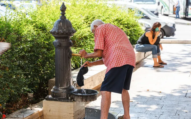 Tlo gori, a samo najhrabriji su iza&scaron;li u centar: Riječani navikli na toplinski val