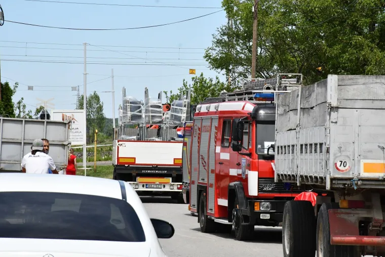 Ovo je mjesto strašne nesreće, vozač kamiona umro nakon naleta vlaka: 'Vidi se sva silina udara'