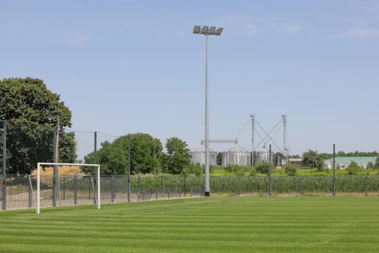 U baranjskom selu od 500 stanovnika niknuo stadion kakav nemaju ni neki prvoligaši