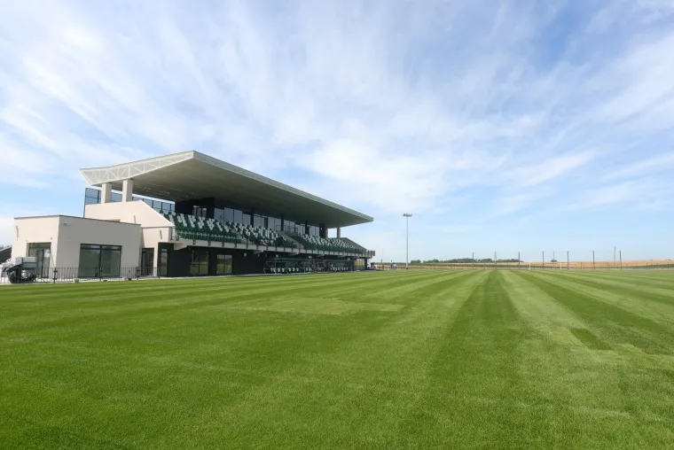 U baranjskom selu od 500 stanovnika niknuo stadion kakav nemaju ni neki prvoligaši